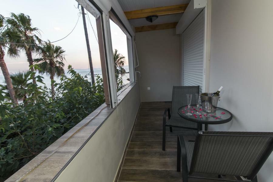 Philoxenia House! Maisonette In Front Of The Sea! Arkúdi Kültér fotó